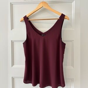 RW&CO Women's Burgundy Sleeveless Top